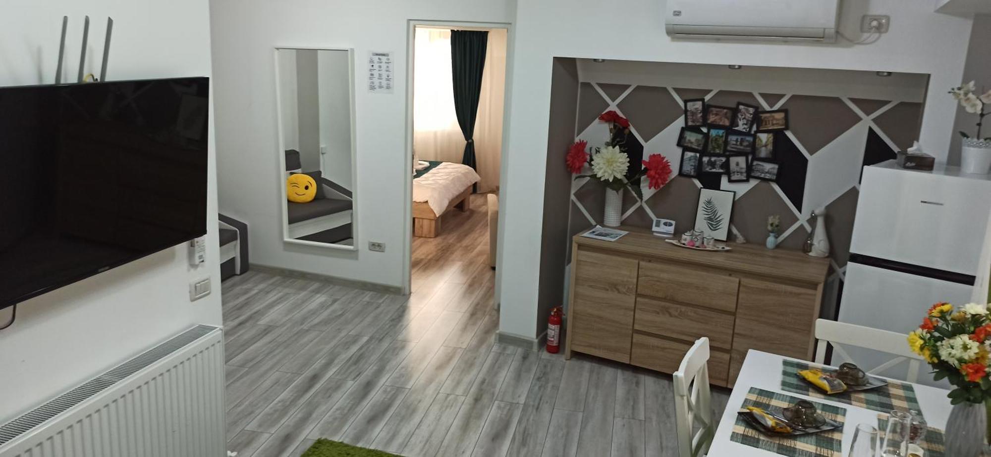 Comfortable Apartment University Square Bukarest Exteriör bild