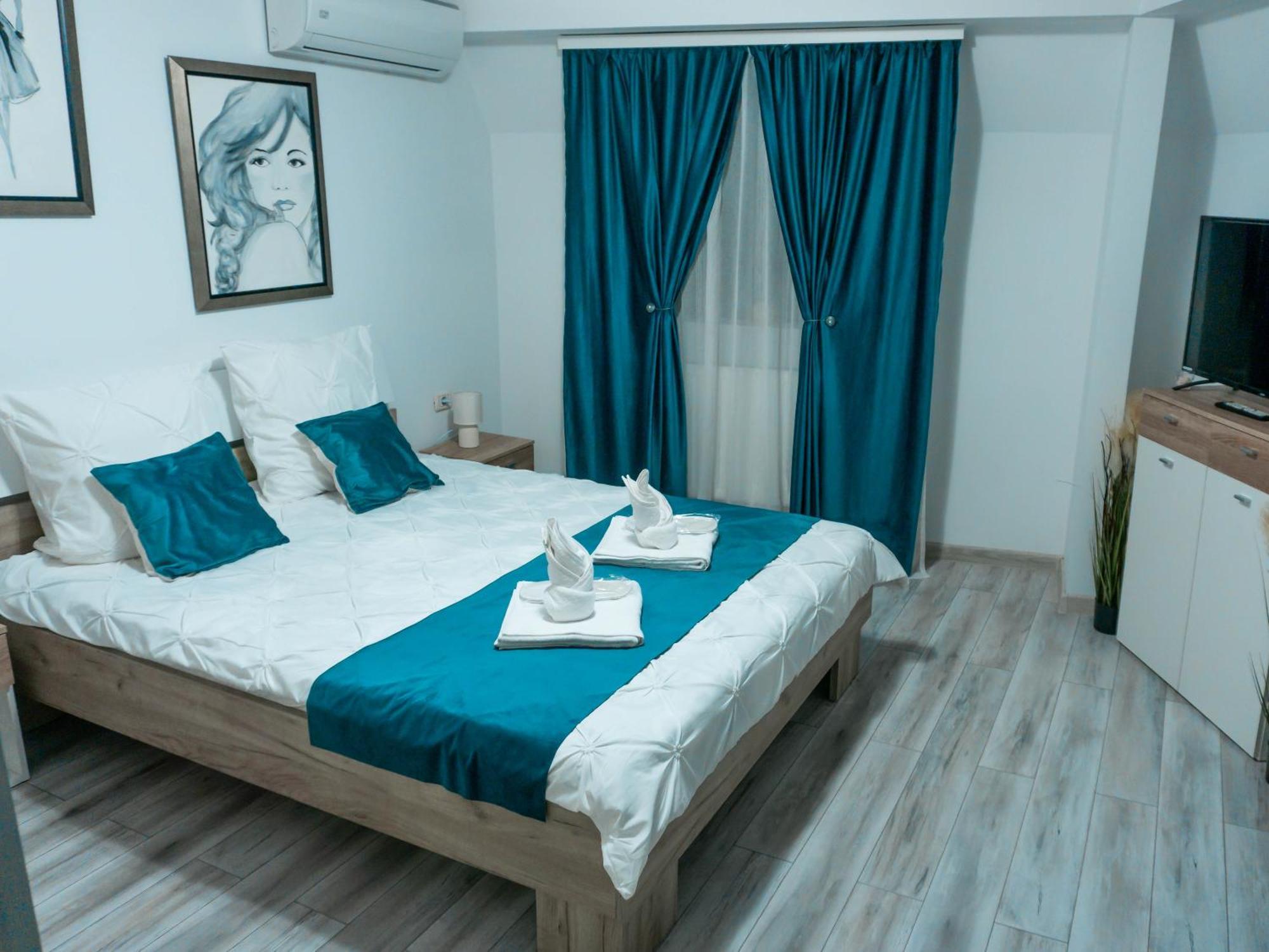Comfortable Apartment University Square Bukarest Exteriör bild